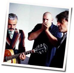 I Follow Rivers Bass tabs by Triggerfinger