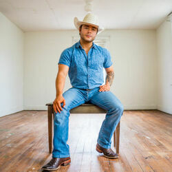 Reasons To Stay Chords by Triston Marez