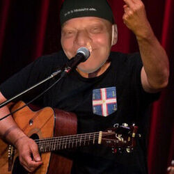 Na Na Na Oui Na Chords by Truepao