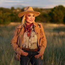 Waltz Across A Moment Chords by Tanya Tucker