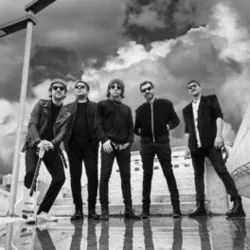 Voy Dejando Atrás Chords by Turf