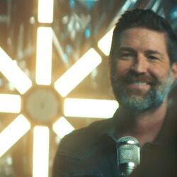 Two Steppin On The Moon Chords by Josh Turner