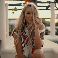 Love Like Legends Chords by Leah Turner