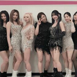 Moonlight Sunrise Chords by Twice (트와이스)