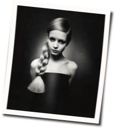 Pieces Of April Chords by Twiggy