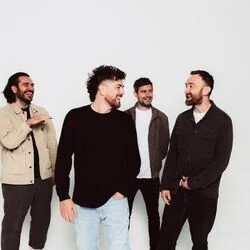 World Class Entertainment Chords by Twin Atlantic