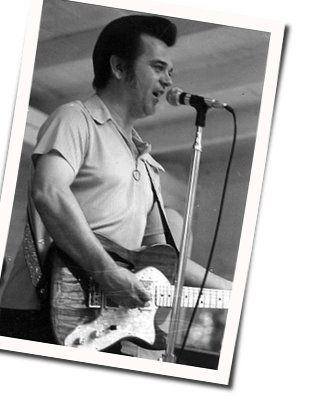 Girl At The Bar Chords by Conway Twitty