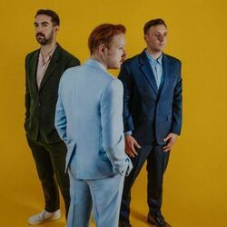Wonderful Life Chords by Two Door Cinema Club