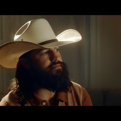 What A Mama Does Chords by Tyler Chase