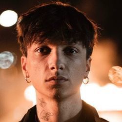 Quel Filo Che Ci Unisce Chords by Ultimo