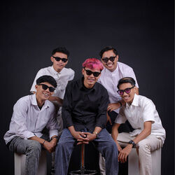 Kabeh Nggo Koe Chords by Vadesta