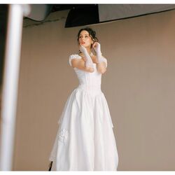 Tira Y Afloja Afuera by Francisca Valenzuela