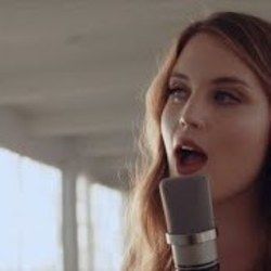 Hold On To Me Chords by Valerie Broussard