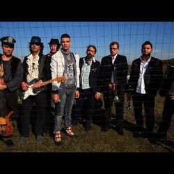 Buze Blonde Chords by Vama Veche