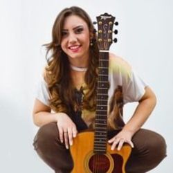 Latão De Cerveja (resposta Batom De Cereja) Chords by Vanessa Cargnin