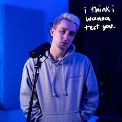 I Think I Wanna Text U Chords by Vaultboy