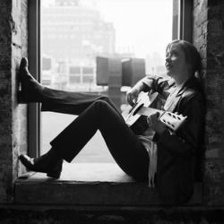 Angels Doorway Chords by Suzanne Vega
