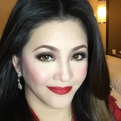 Tuwing Umuulan At Kapiling Ka Tab by Regine Velasquez