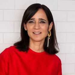 Chau (part. No Te Va Gustar) Chords by Julieta Venegas