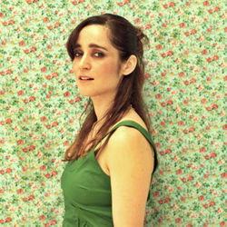 Un Poco De Paz by Julieta Venegas