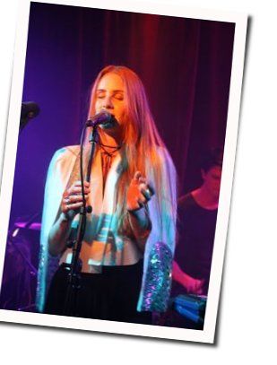 Pedestal Cover Me Chords by Vera Blue