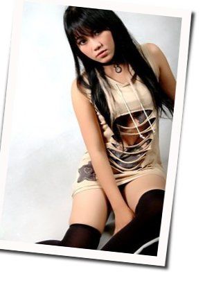 Kebacut Baper Chords by Via Vallen