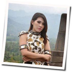 Warna Cinta Chords by Via Vallen