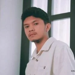 Beta Rindukan Chords by Vicky Salamor