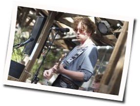 Daisies Bass Tab by Viola Beach