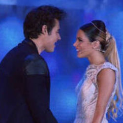Abrazame Y Veras Chords by Martina Stoessel
