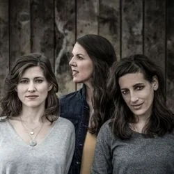 Across The Sea Chords by The Wailin Jennys