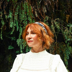 Kim Walker-Smith tabs and guitar chords