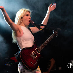 Z Bass Tab by The Warning