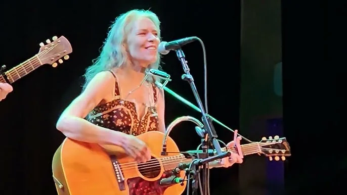 Wayside Back In Time Chords by Gillian Welch