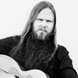 Don't Think Too Much Chords by Whitey