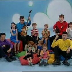 Joanie Works With One Hammer Chords by The Wiggles