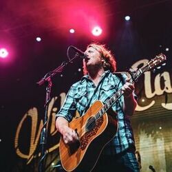 Whole Lotta Lubbock Chords by William Clark Green