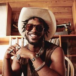 Get Low Get High Chords by Willie Jones