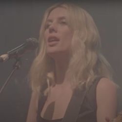 How Can I Make It Ok Chords by Wolf Alice