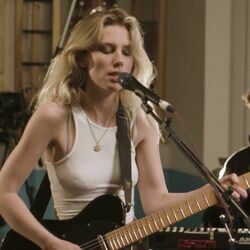 Safe From Heartbreak If You Never Fall In Love Acoustic Live Chords by Wolf Alice