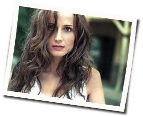 Snow Globe Chords by Chely Wright