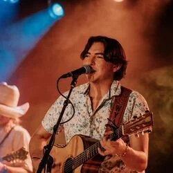 Orange Bottles Chords by Wyatt Flores