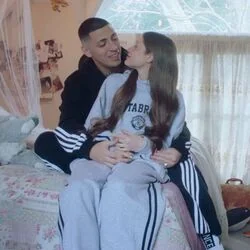 Amor Aburrido Chords by Yami Safdie