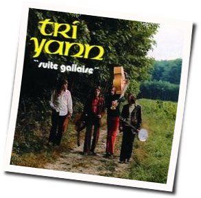 Le Dauphin Chords by Tri Yann