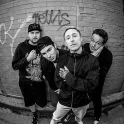 Skin Scraped Bass Tab by Yellowcard