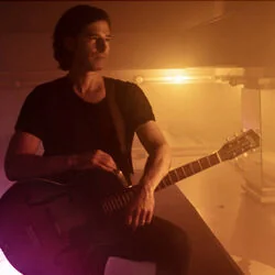 Can't Hear Anyone Chords by Pete Yorn