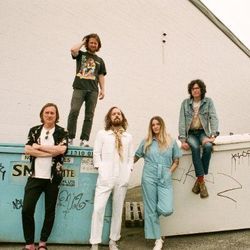 Let Your Body Move Chords by Yukon Blonde