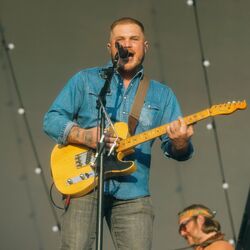 Sundown Girls Chords by Zach Bryan