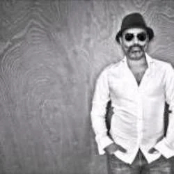Faroles Rotos Chords by Zambayonny