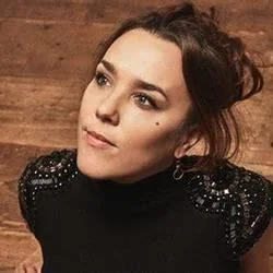 Pourquoi Tu Joues Faux Chords by ZAZ